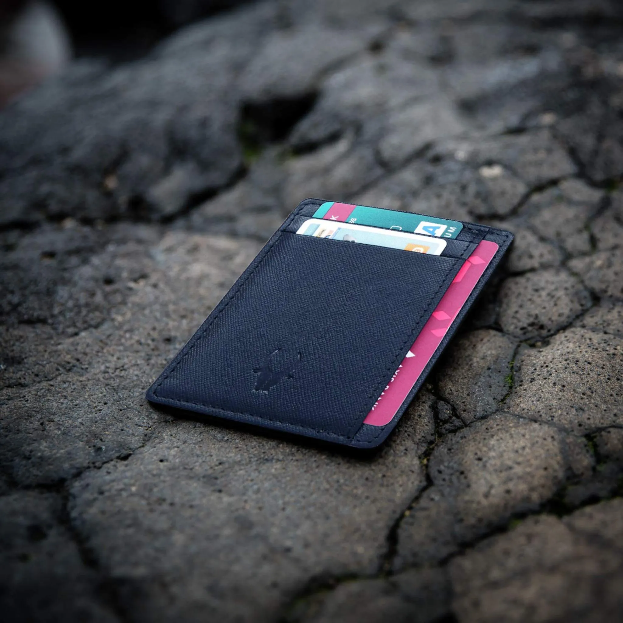 DALLAS RFID Protected Leather Card Holder for Men