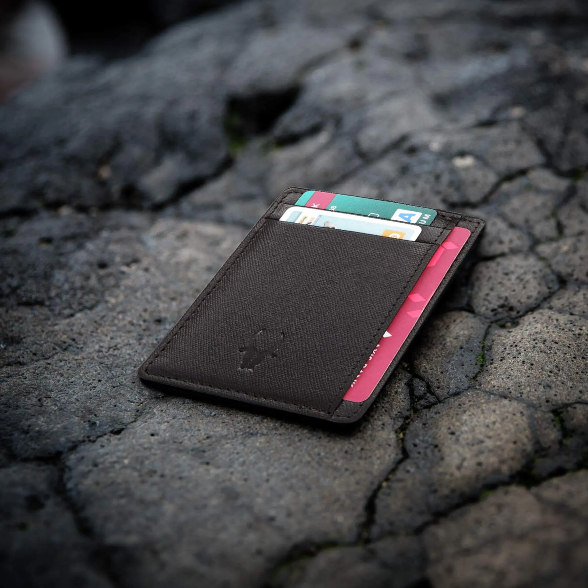 DALLAS RFID Protected Leather Card Holder for Men