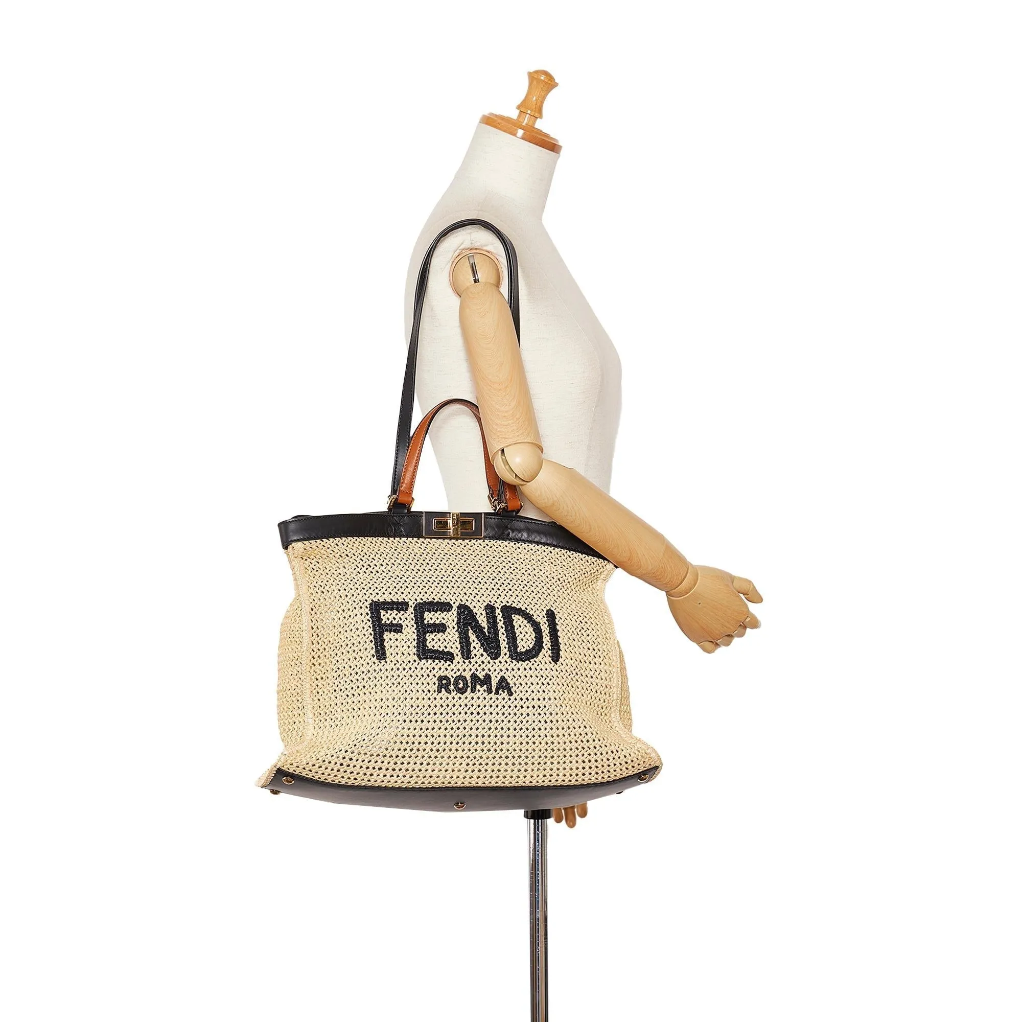 Fendi Medium Raffia Peekaboo X-Tote (SHG-XeawZy)