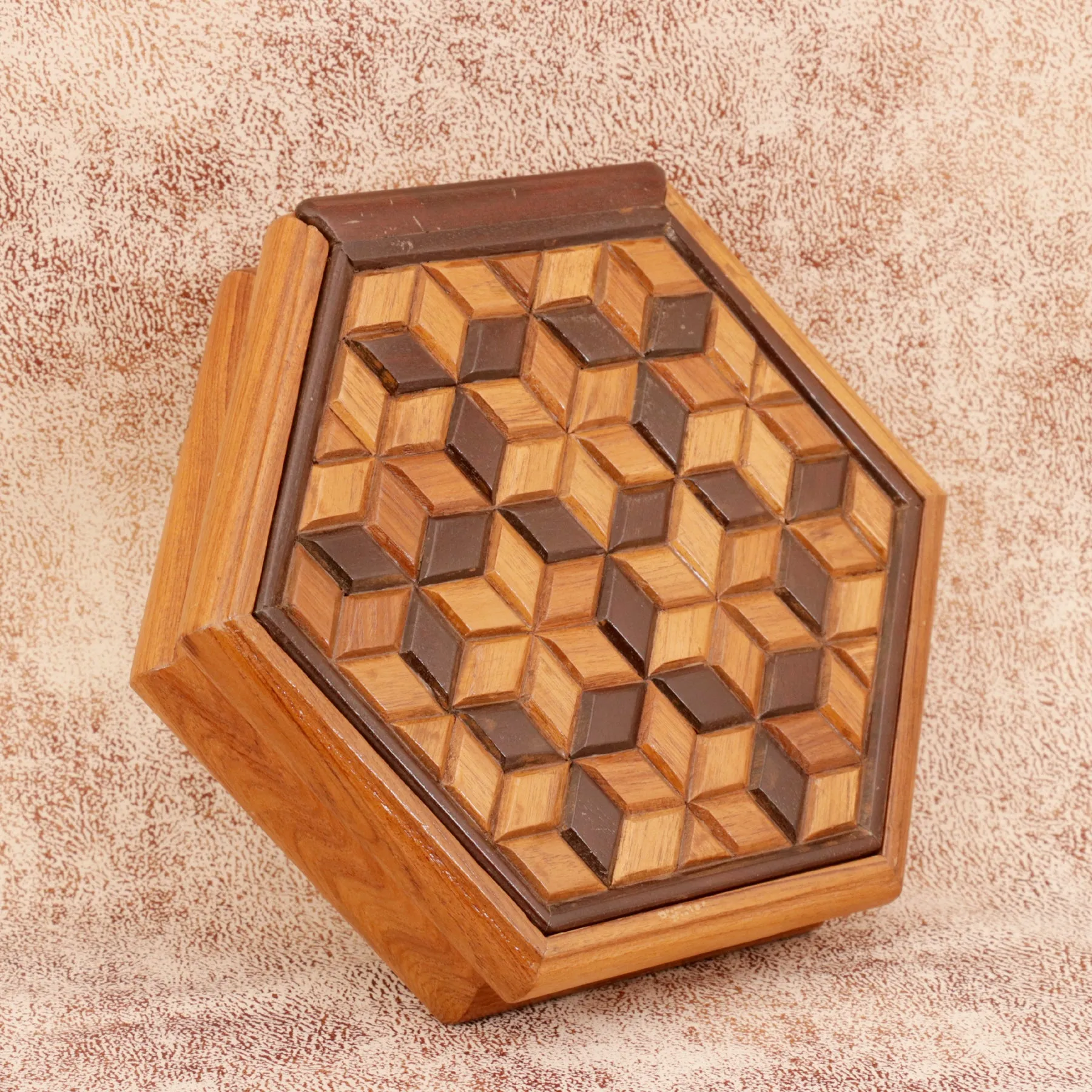 Hexagonal Inlay Box
