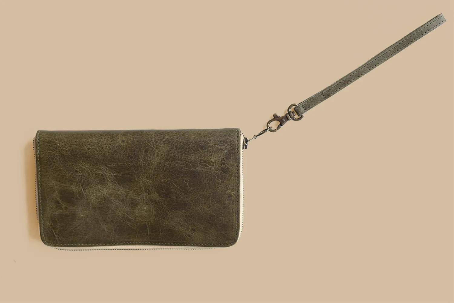 Leather Zipper Wallet Wristlet in Forest Green