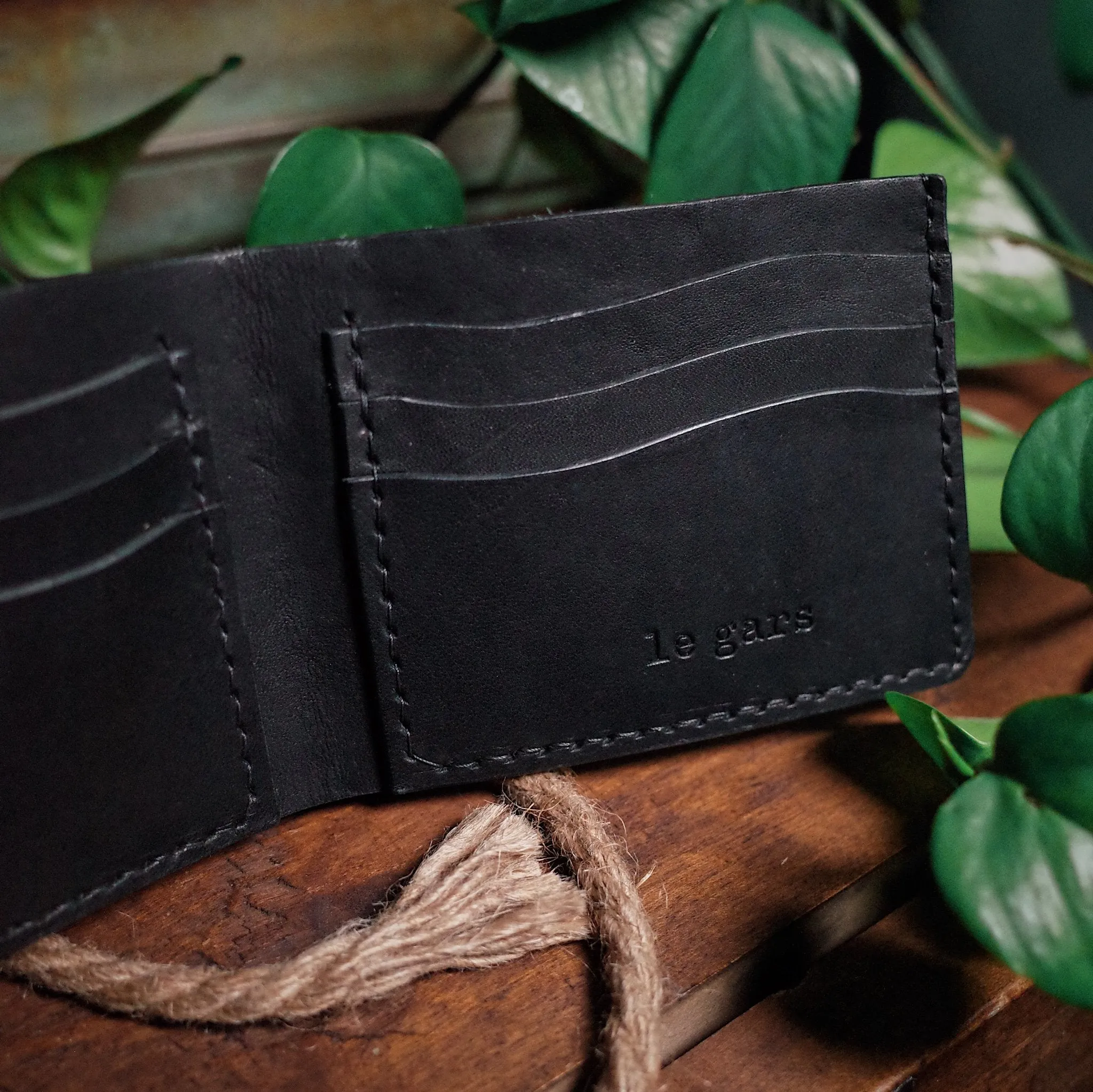 Ludger Leather Bifold Wallet – Black Edition