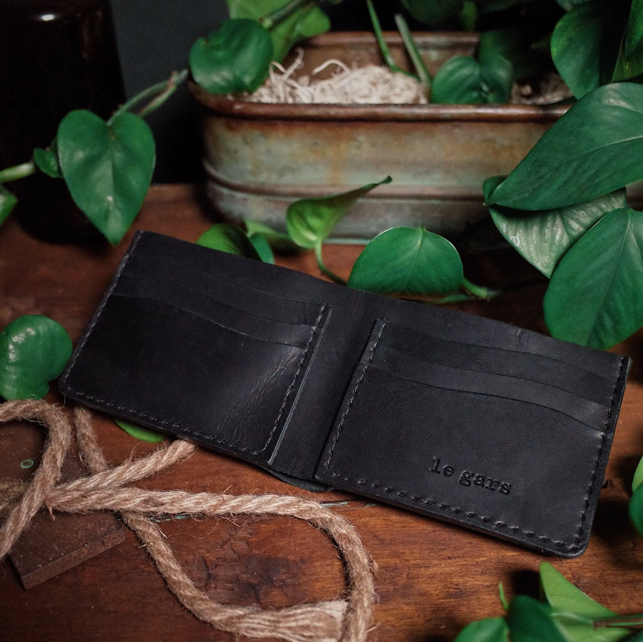 Ludger Leather Bifold Wallet – Black Edition