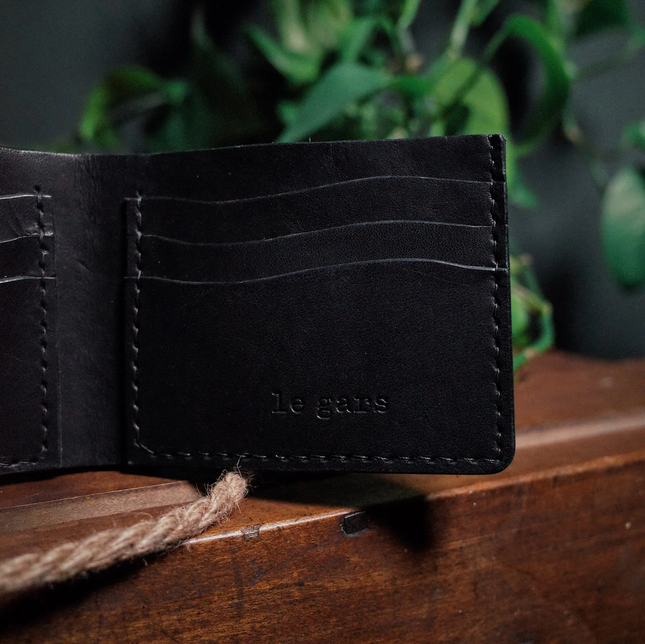 Ludger Leather Bifold Wallet – Black Edition