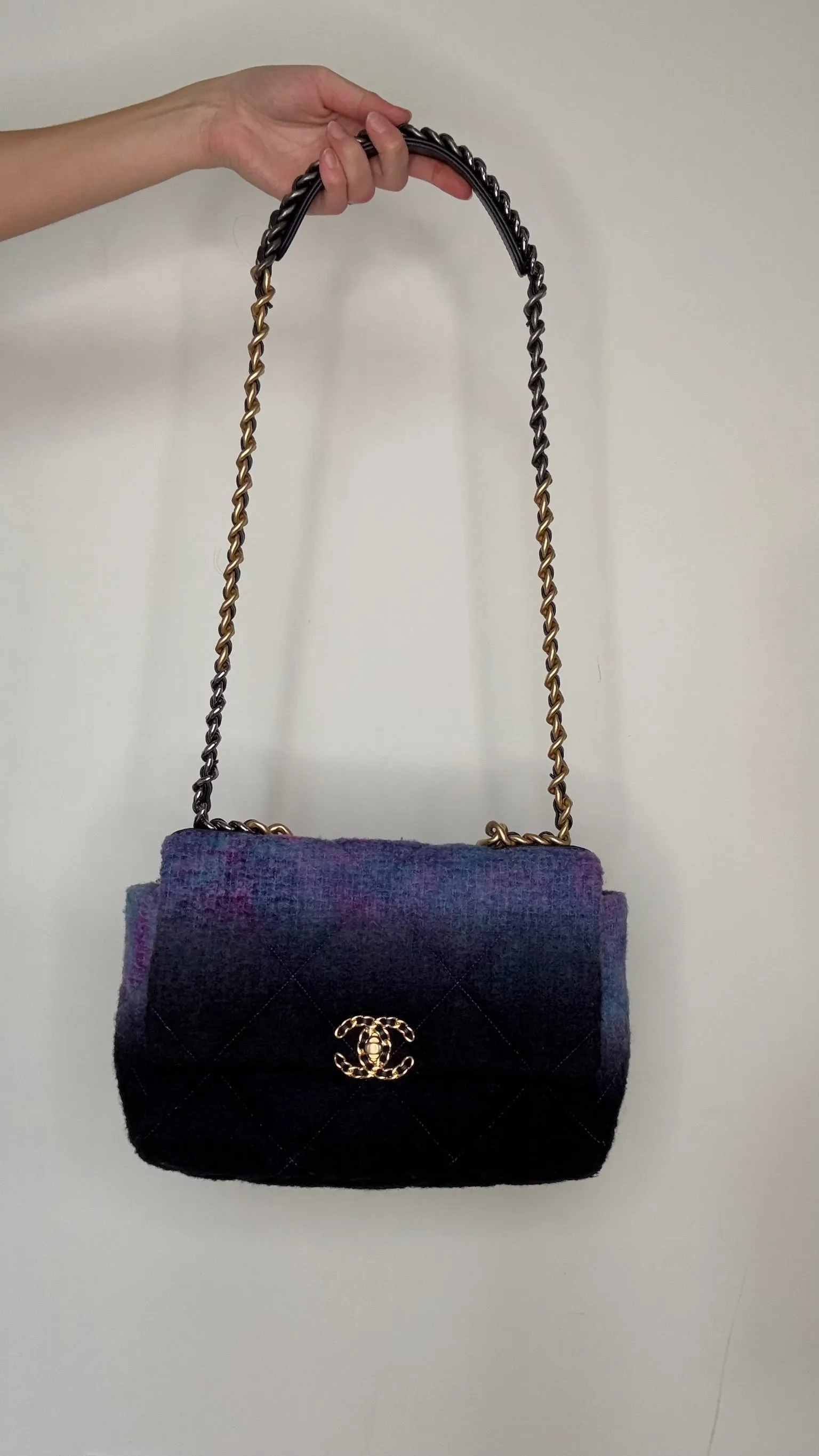 Ombre Tweed 19 Bag