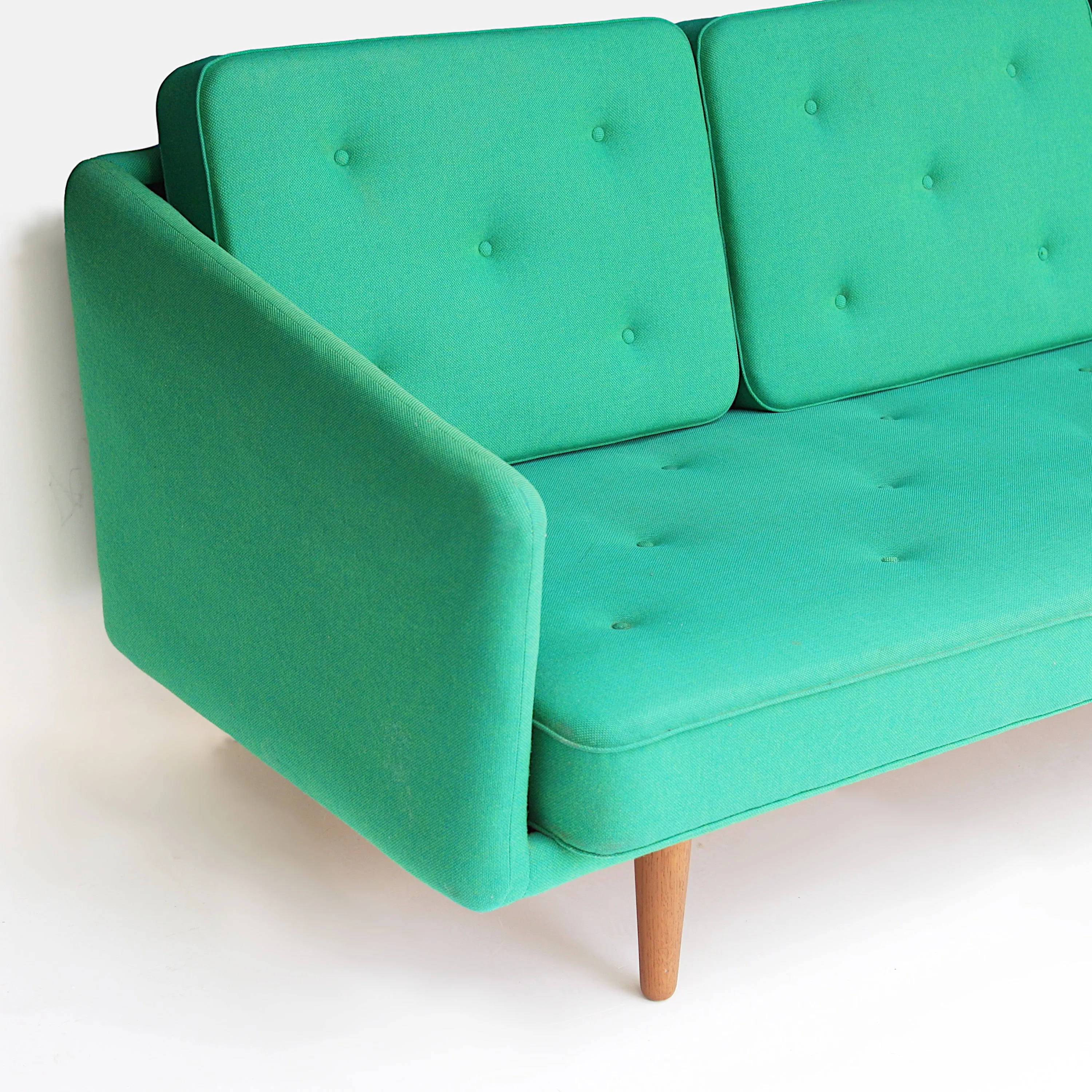 Original Vintage Danish Børge Mogensen Model 201 Sofa in Green Hallingdal Wool