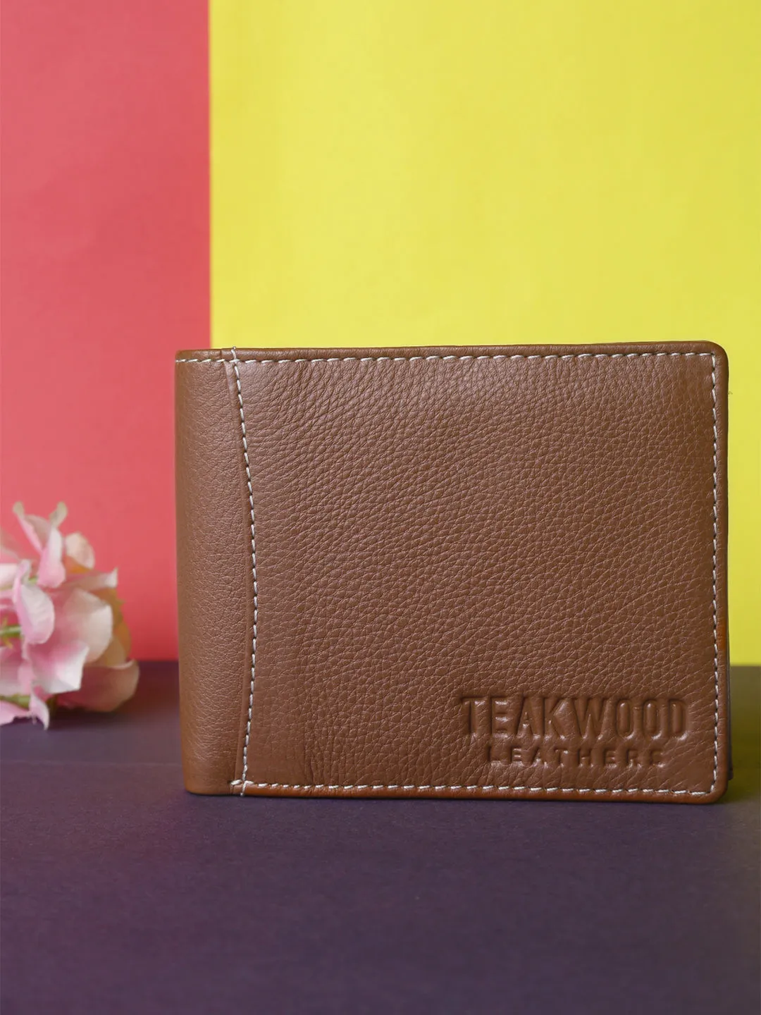 Teakwood Men Genuine Leather Rust Bi fold wallet
