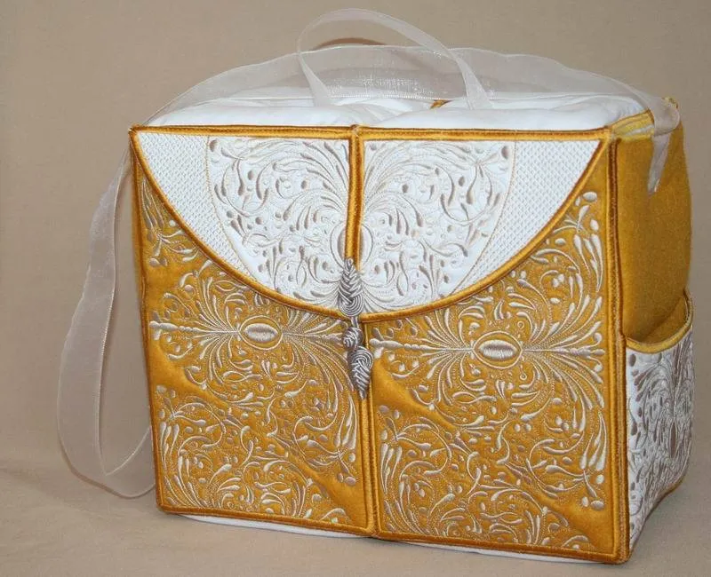 Tres Chic Tote Bag