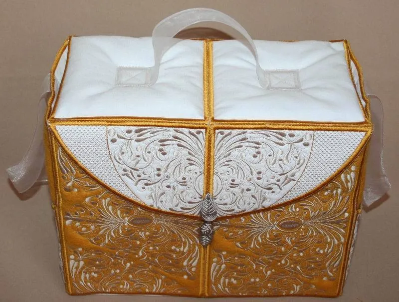 Tres Chic Tote Bag