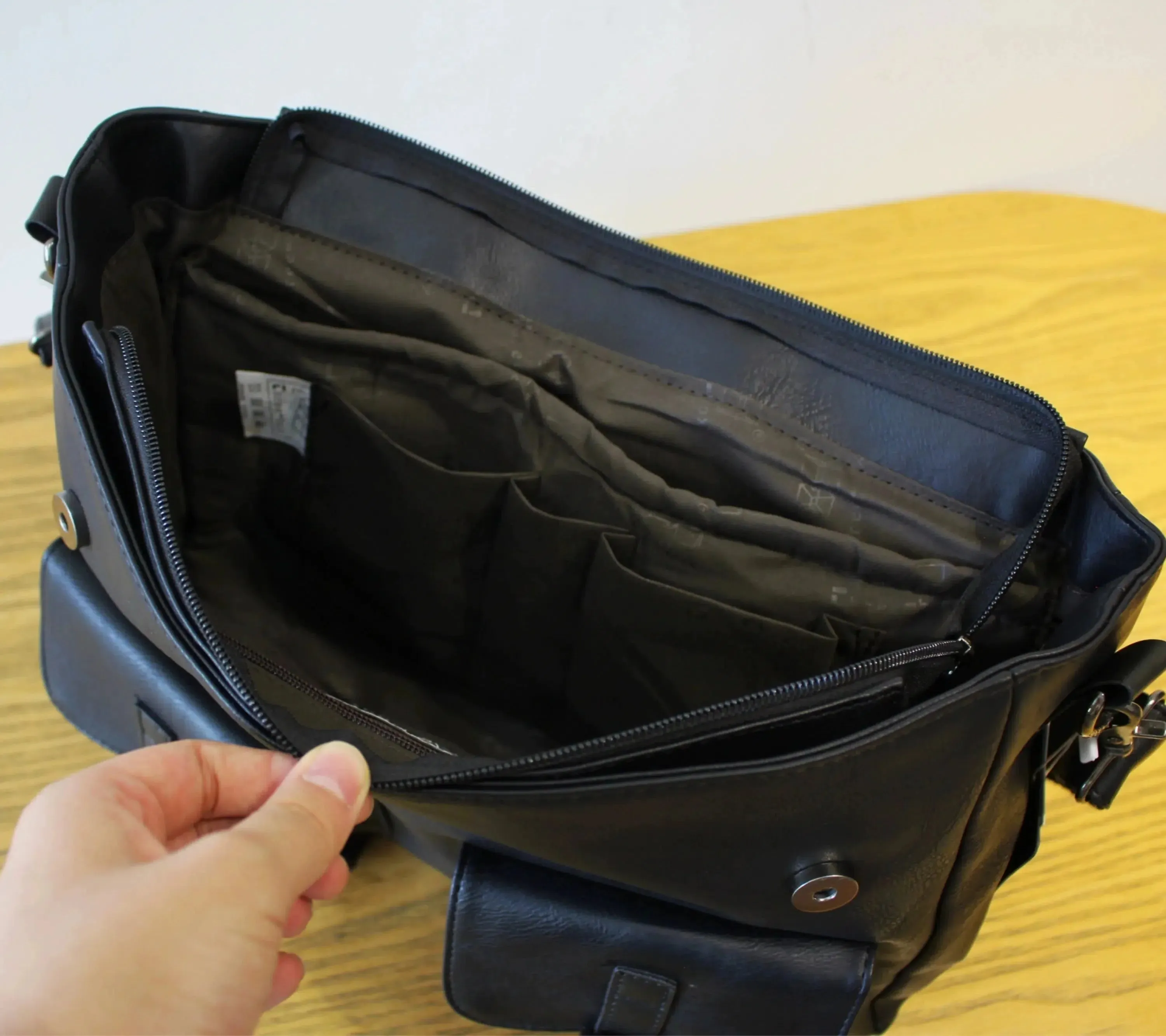 Vvsha  Christmas Gift Vintage Leather Messenger Bag